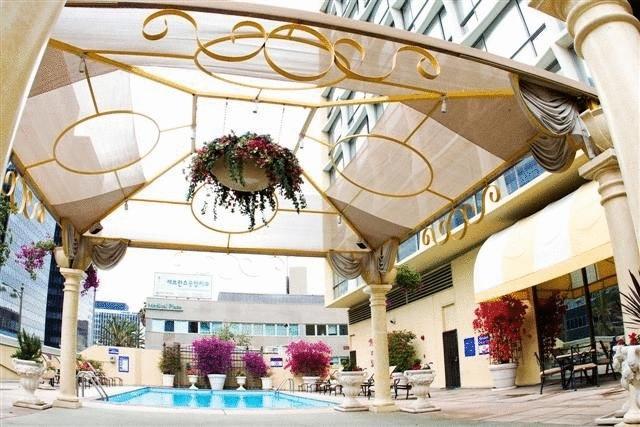The Line Hotel La Лос-Анджелес Экстерьер фото